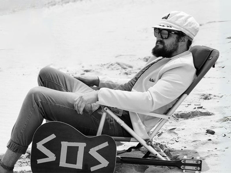 Captain Mike & The Shipwrecked